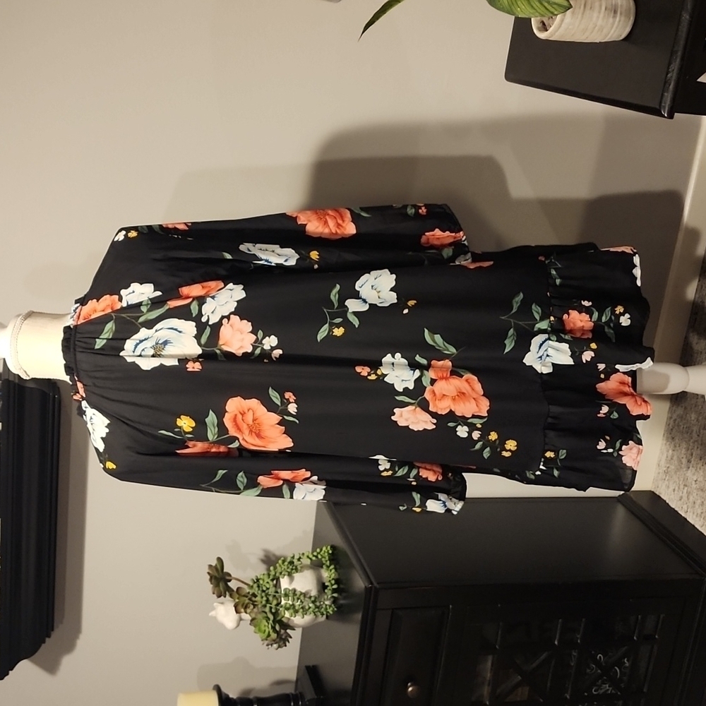Old Navy floral dress with slip underneath beautiful dress size large - Picture 7 of 10